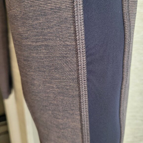 Athleta 7/8 Legging - Picture 4 of 6
